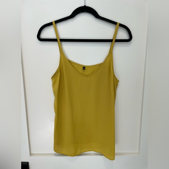 CAbi Dazzle Top. Never worn, EUC! - Picture 8 of 8